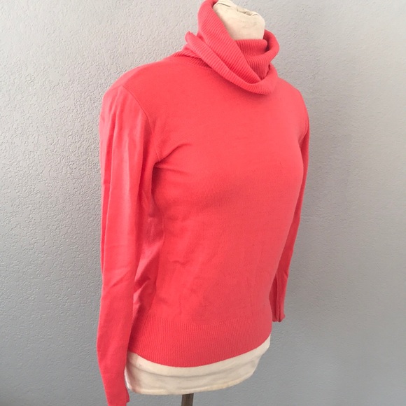 Pink top - Picture 4 of 4